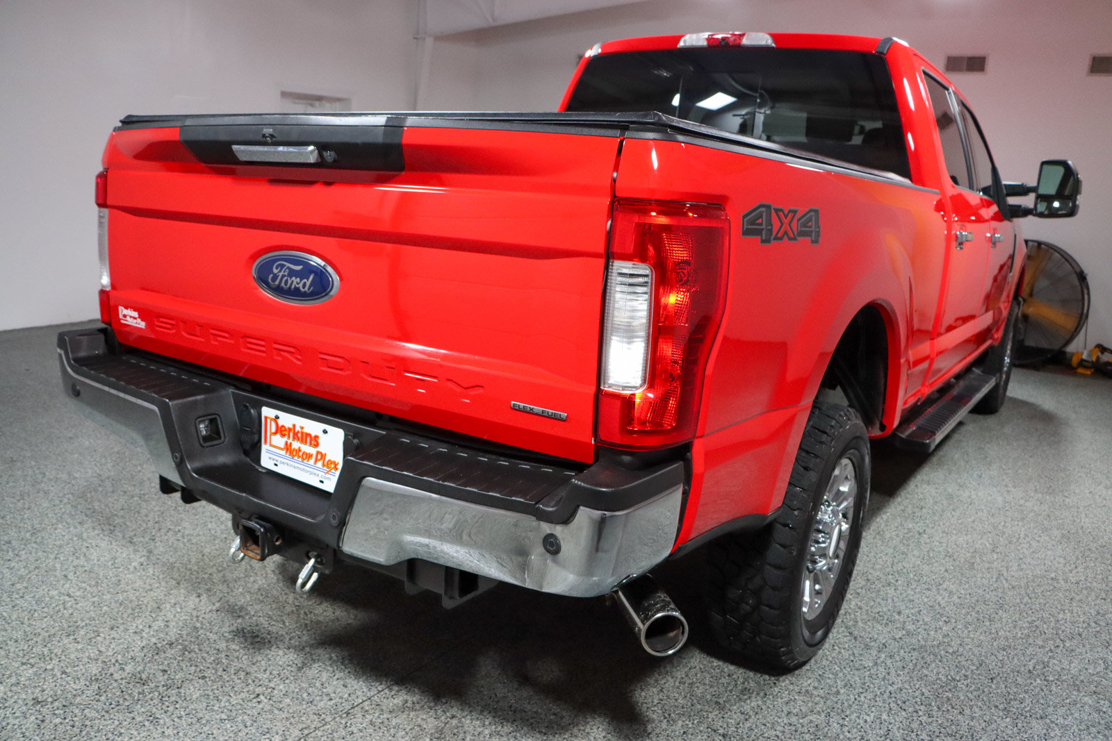 Used 2017 Ford F250 Lariat w/ Chrome Package AWD/4WD image 7