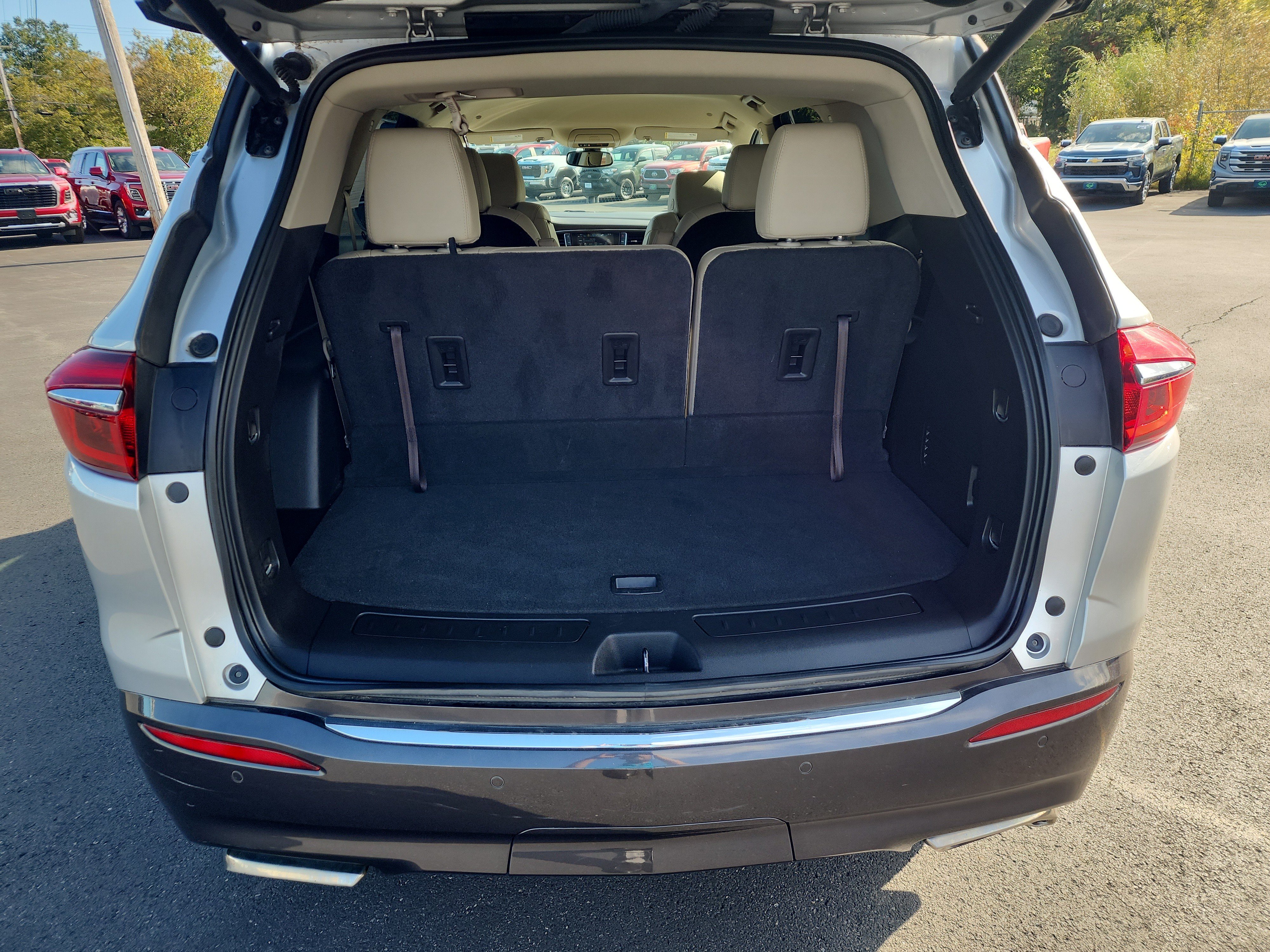 Certified 2019 Buick Enclave Essence AWD/4WD image 28