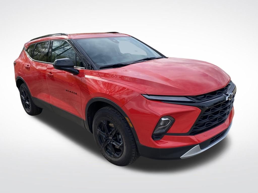 Used 2023 Chevrolet Blazer LT w/ Convenience Package FWD image 9