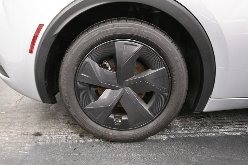 Used 2024 Toyota Prius LE image 29