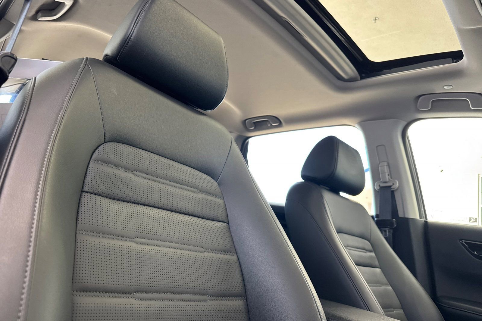 Certified 2025 Honda CR-V EX-L image 17