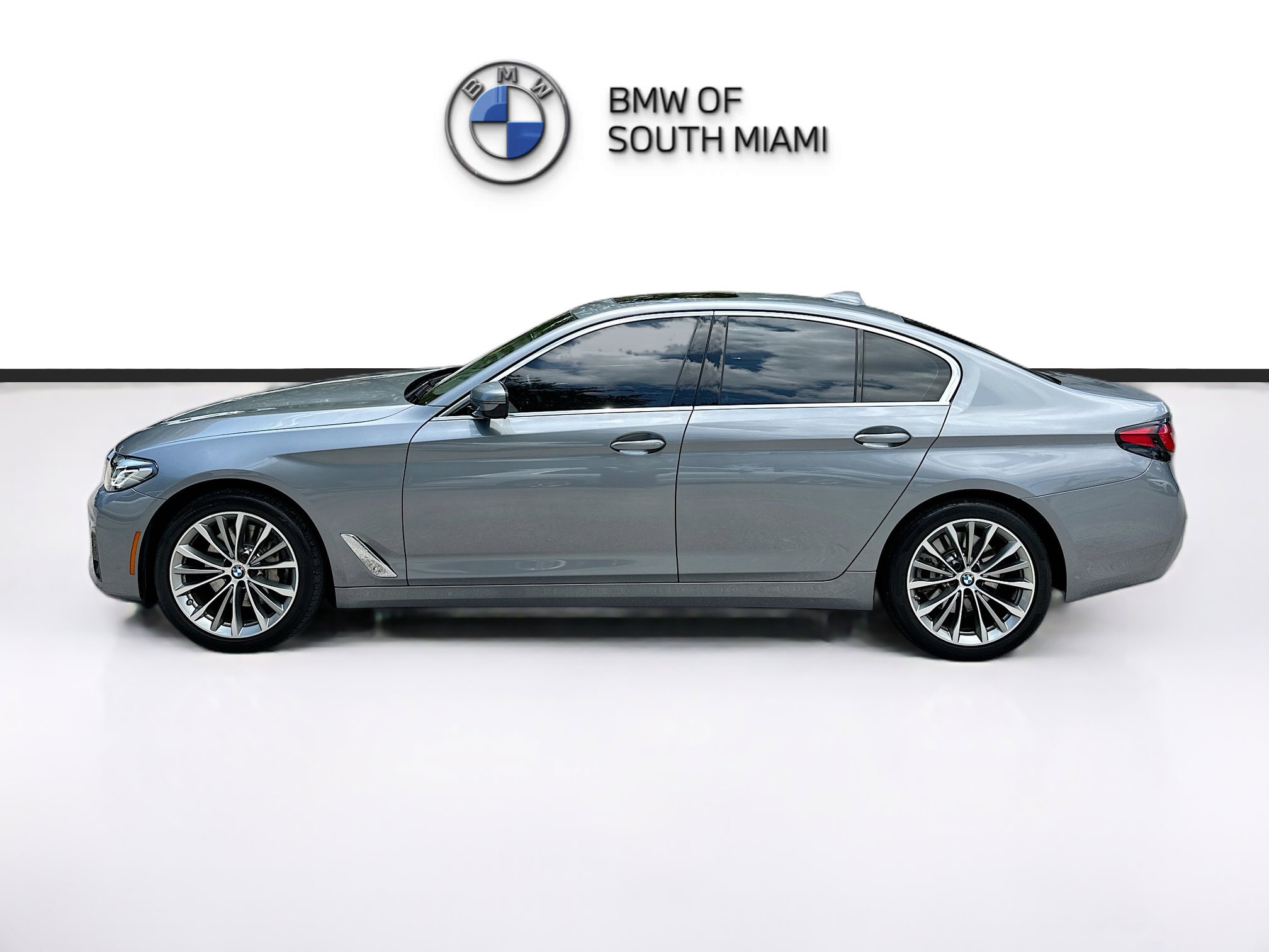 Certified 2023 BMW 540i w/ Convenience Package RWD image 4