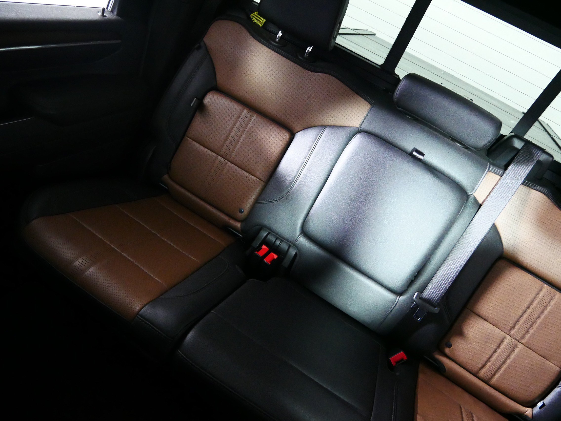 Used 2024 Chevrolet Silverado 2500 High Country w/ High Country Premium Package AWD/4WD image 12