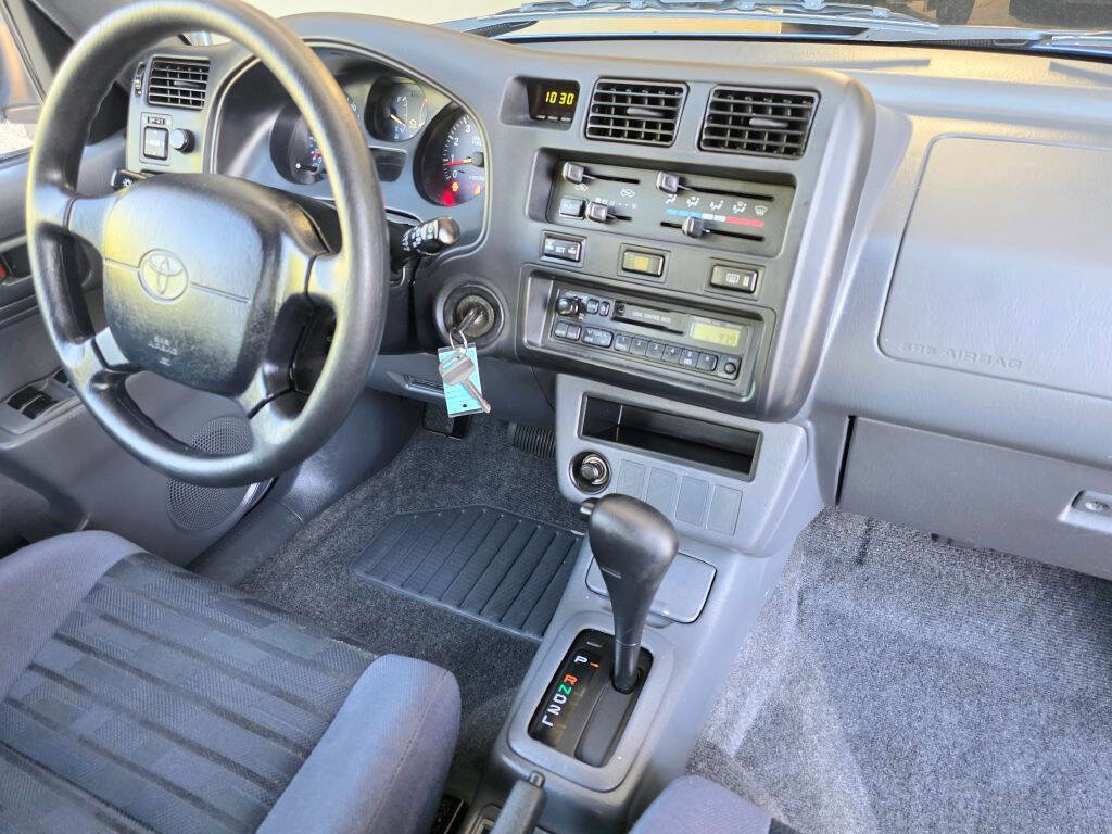Used 1997 Toyota RAV4 4WD 4-Door image 22