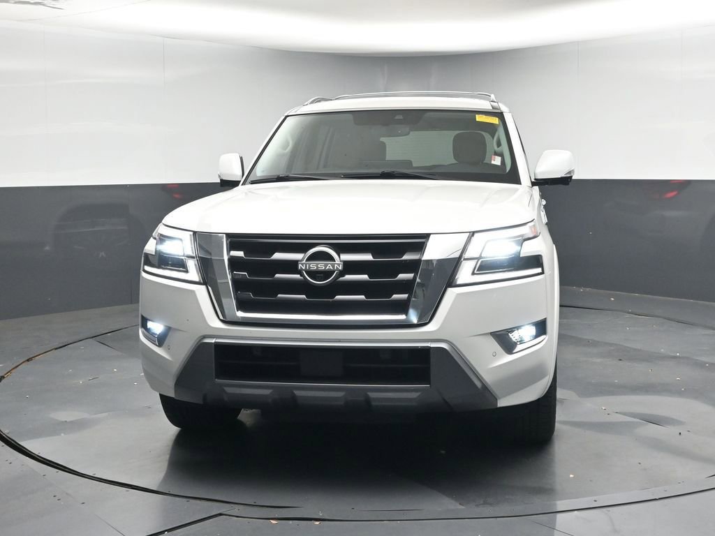 Used 2023 Nissan Armada SL w/ Captain's Chairs Package image 8