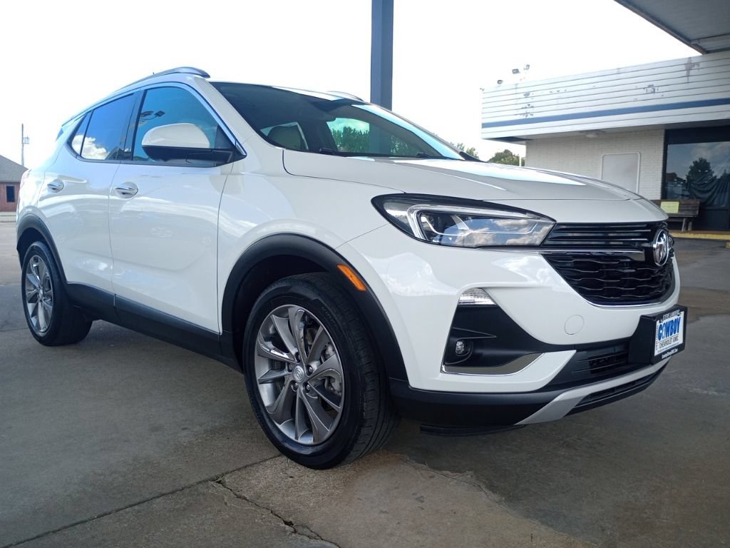 Used 2022 Buick Encore GX Essence w/ Advanced Technology Package FWD image 7