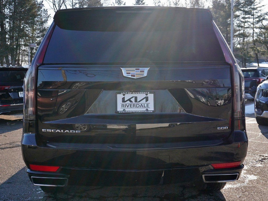 Used 2023 Cadillac Escalade Sport image 16