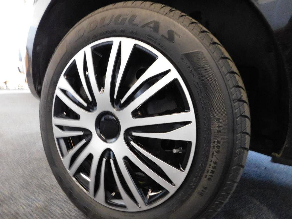 Used 2013 Kia Soul + w/ Audio Pkg FWD image 16