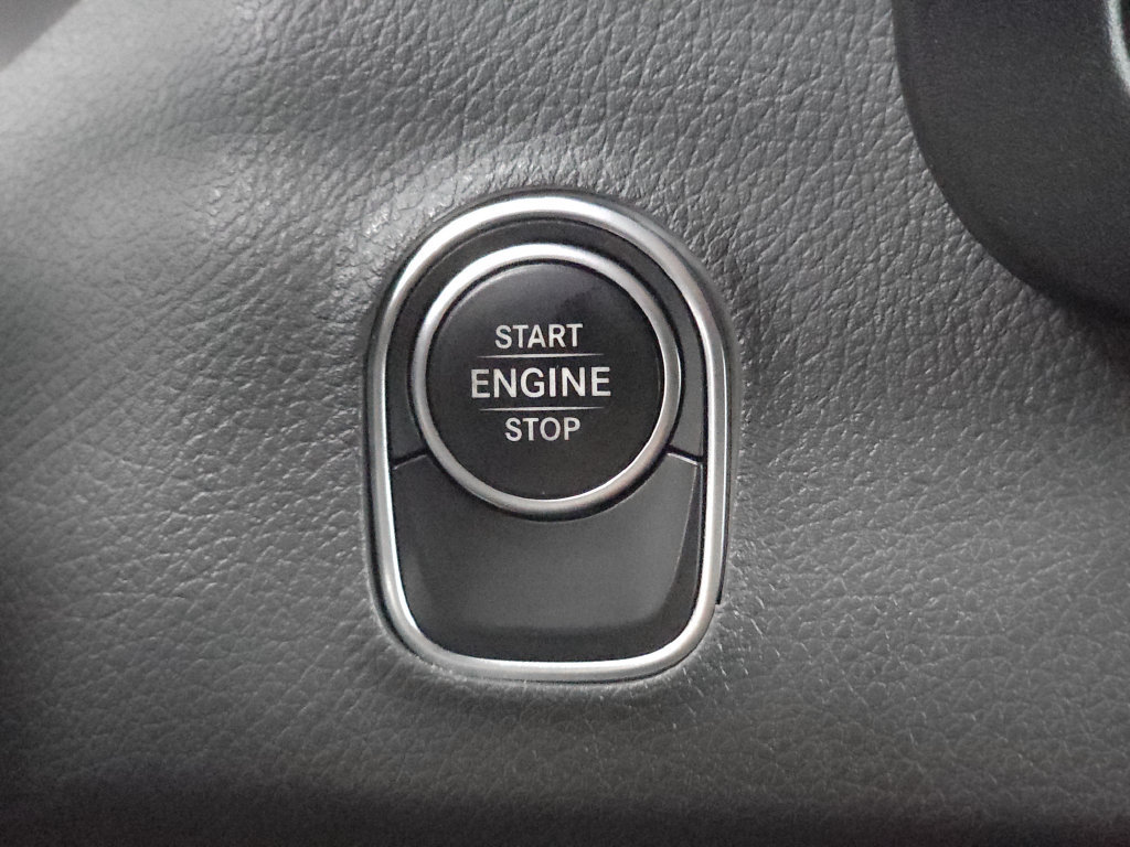 Used 2025 Mercedes-Benz Sprinter 2500 image 14