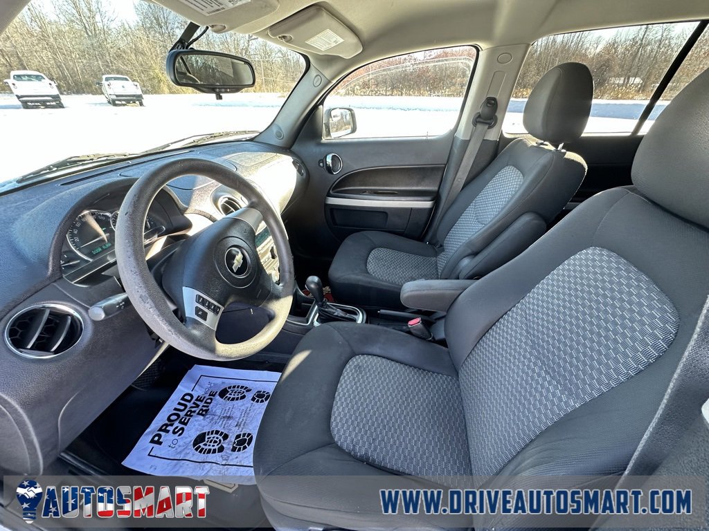 Used 2009 Chevrolet HHR LS image 20