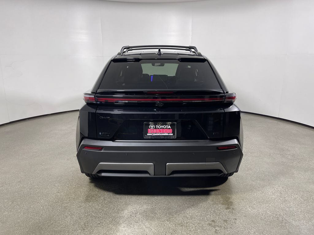 New 2026 Toyota C-HR AWD/4WD image 4