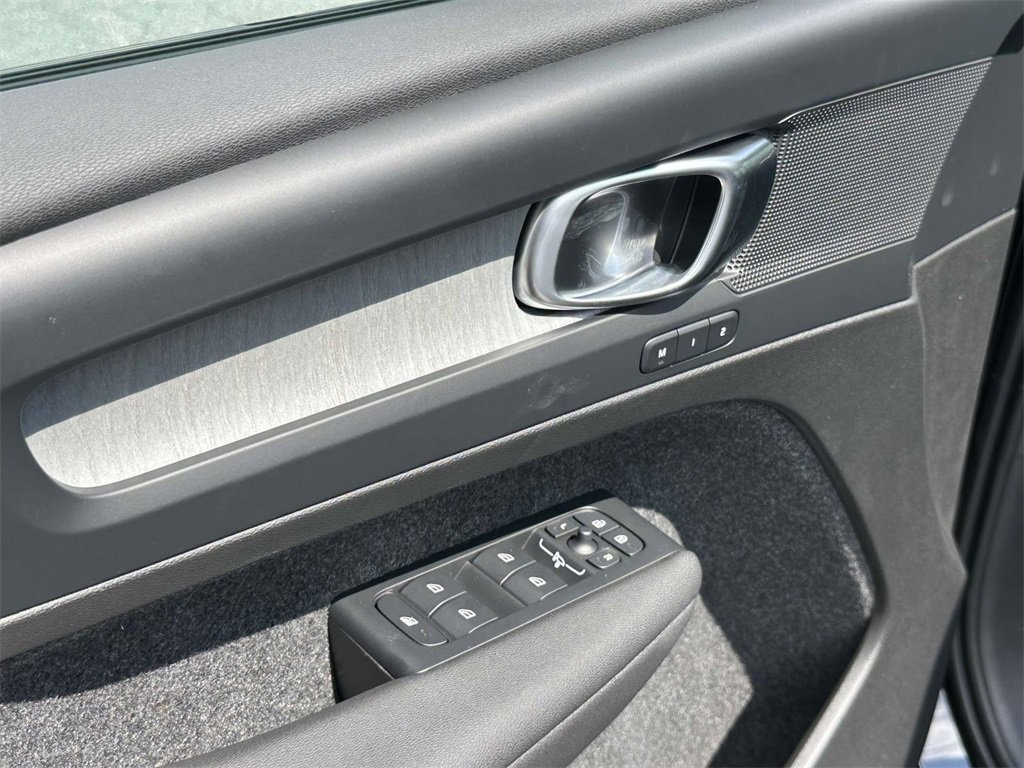 New 2026 Volvo XC40 B5 Plus w/ Protection Package Premier image 17