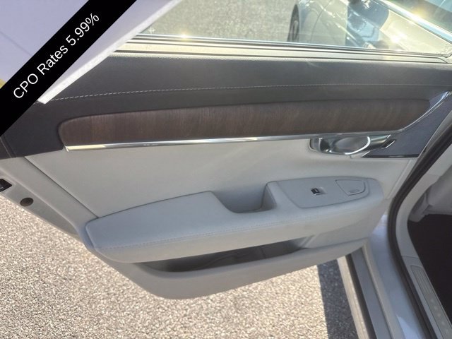 Certified 2022 Volvo S90 B6 Inscription w/ Advanced Package AWD/4WD image 17