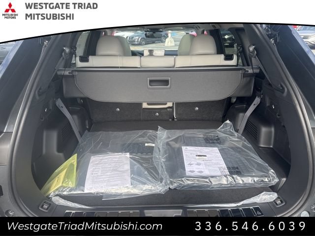 New 2026 Mitsubishi Outlander SEL FWD image 29