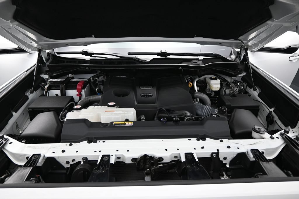 Used 2024 Toyota Tundra SR5 AWD/4WD image 28