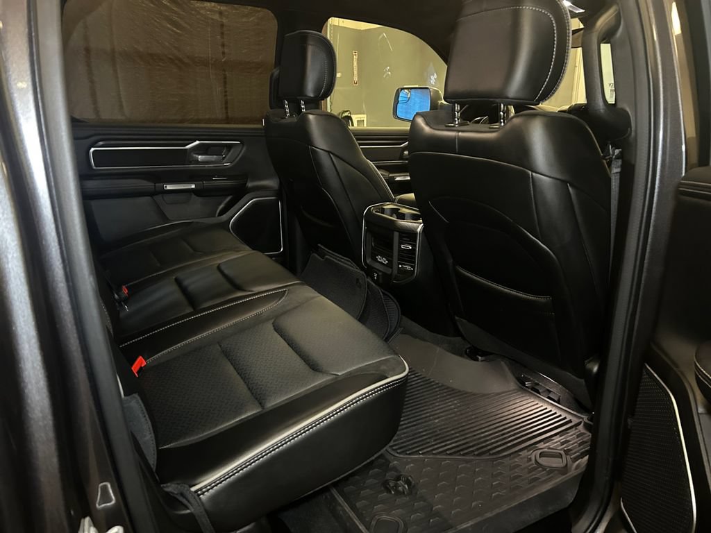 Used 2023 RAM 1500 Laramie AWD/4WD image 17