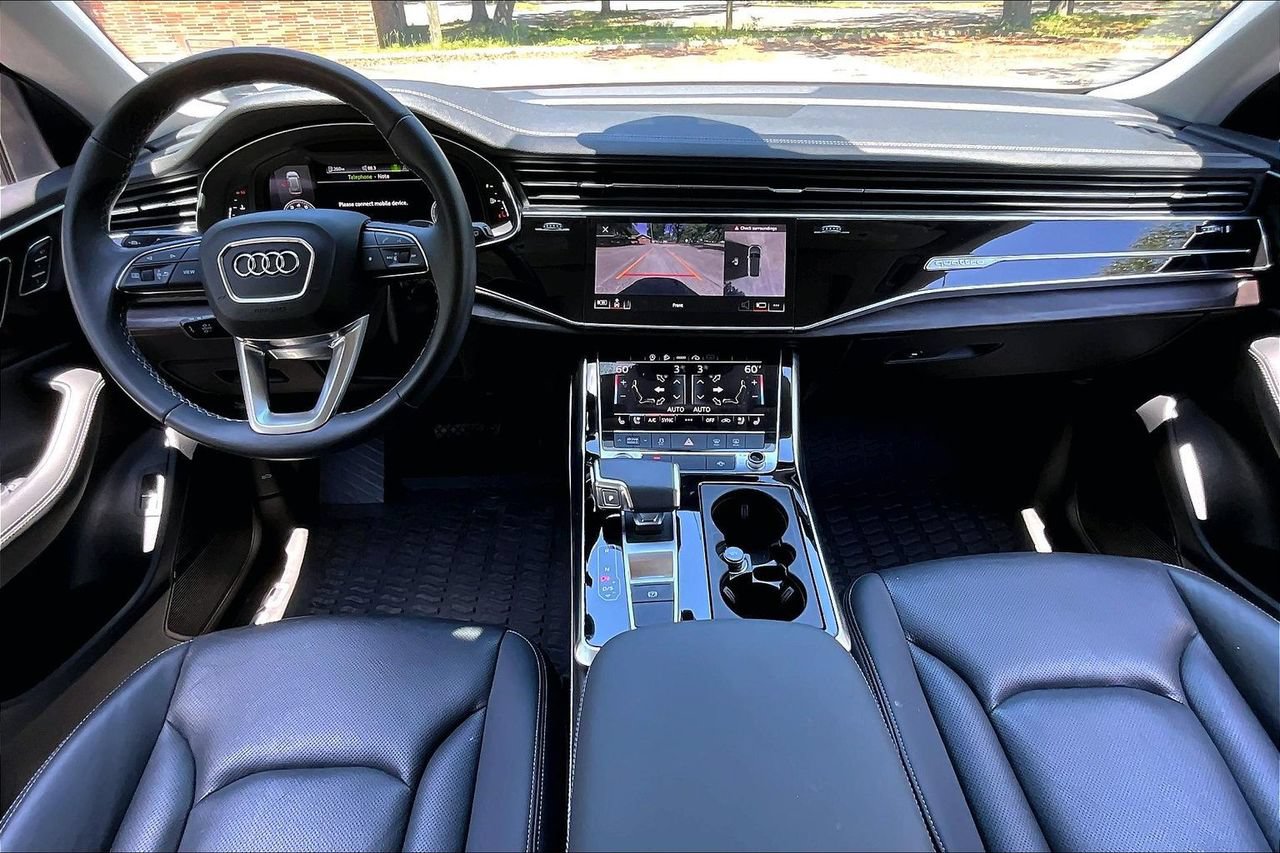 Used 2023 Audi Q8 Premium Plus AWD/4WD image 7