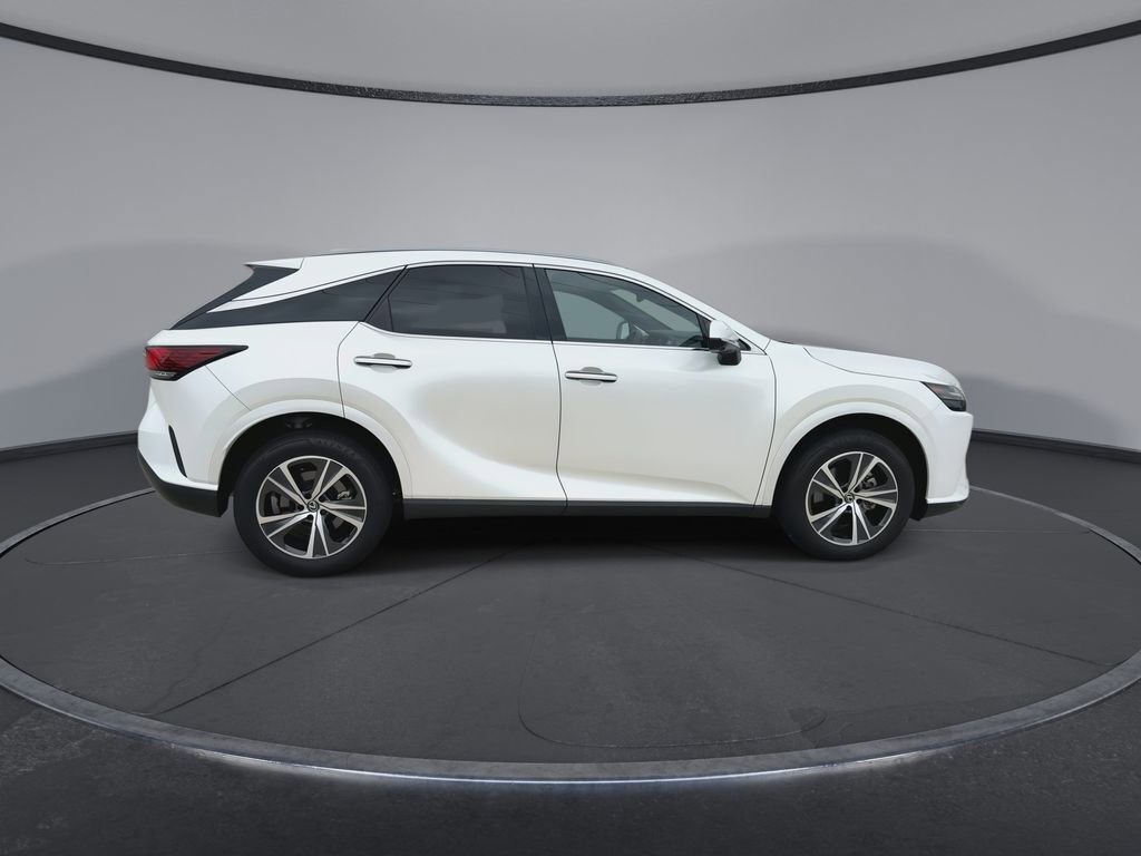 Used 2025 Lexus RX 350 Premium w/ Accessory Package (Z1) image 9