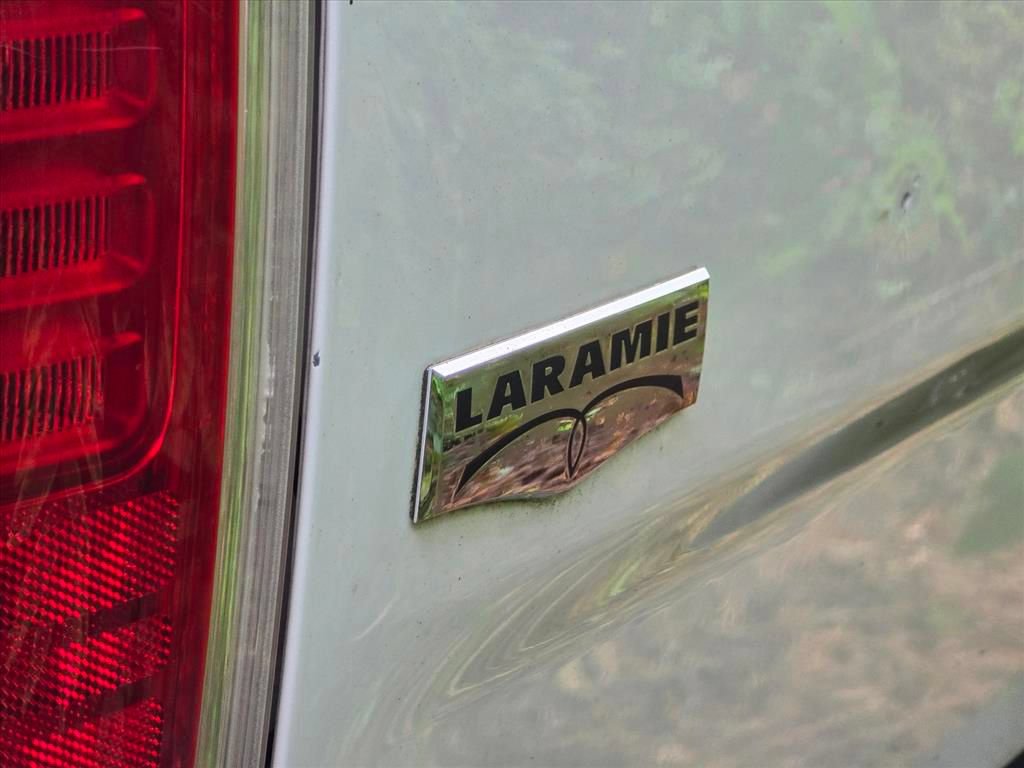Used 2015 RAM 3500 Laramie AWD/4WD image 16