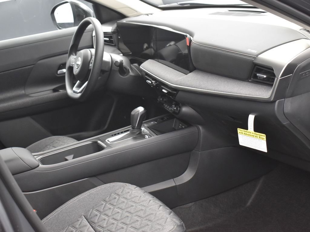 New 2026 Nissan Kicks SV w/ SV Premium Package image 6