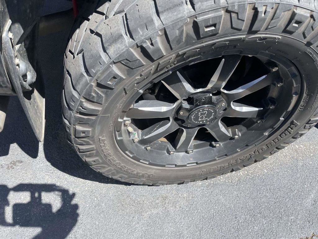 Used 2019 Toyota Tundra Limited w/ TRD Off Road Package AWD/4WD image 28