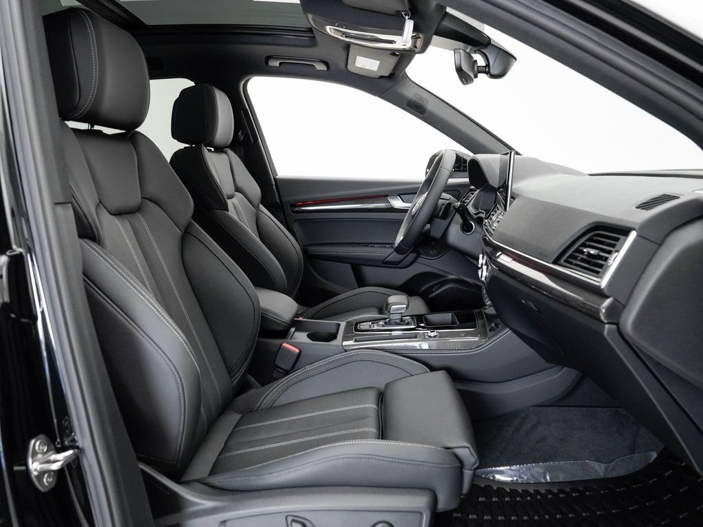 Certified 2025 Audi SQ5 Premium Plus w/ Premium Plus Package AWD/4WD image 21