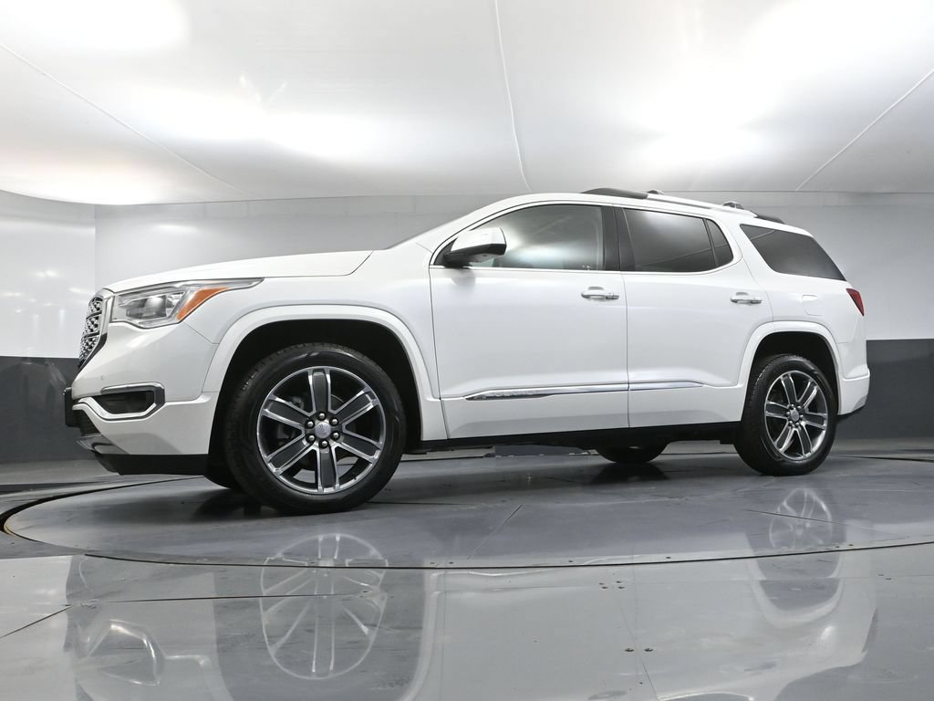 Used 2018 GMC Acadia Denali w/ Technology Package AWD/4WD image 61