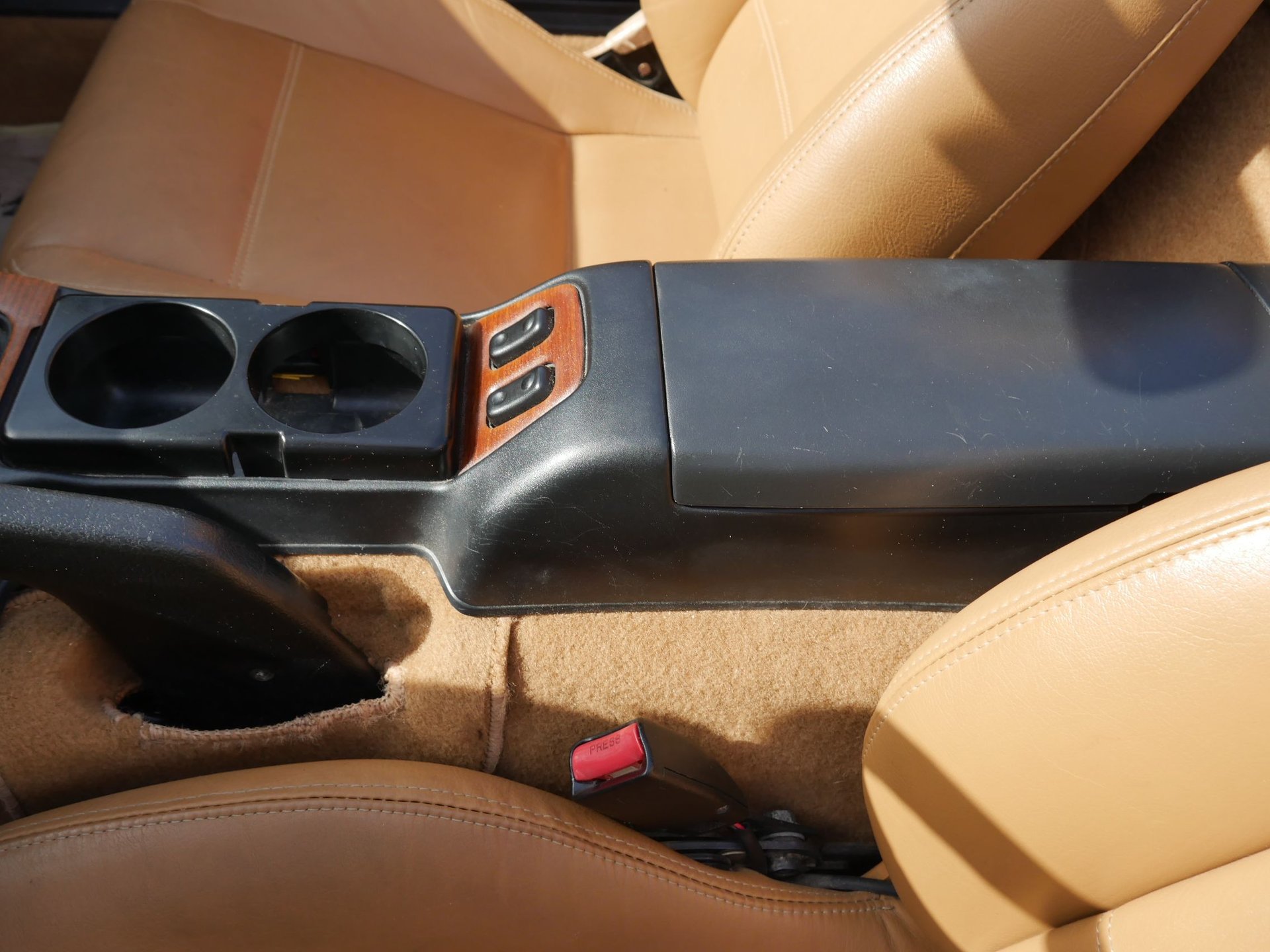 Used 1997 MAZDA MX-5 Miata RWD image 53