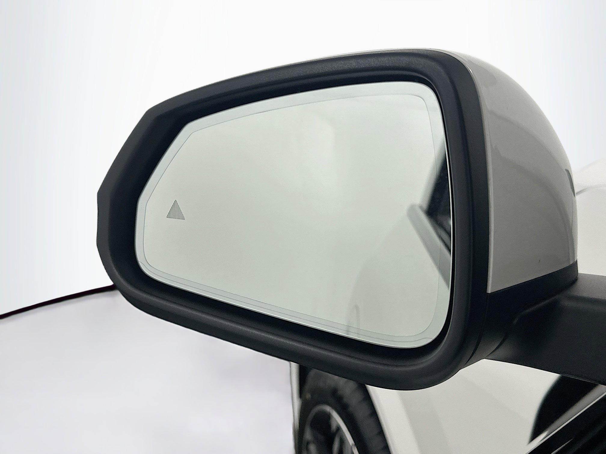 Used 2025 BMW X2 xDrive28i image 16