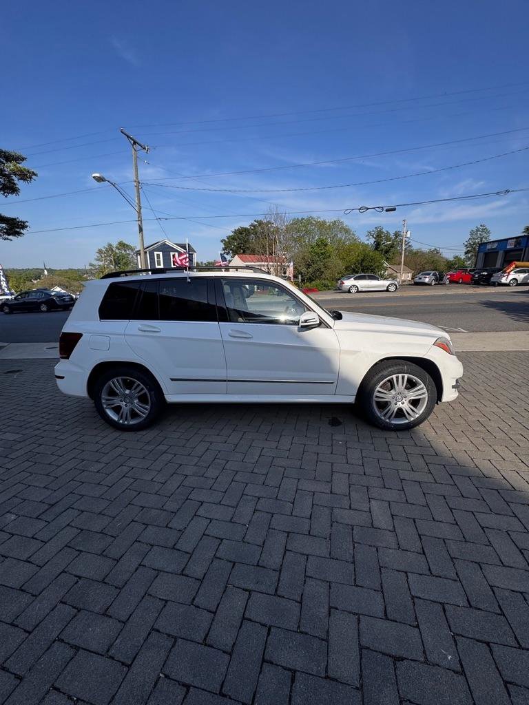 Used 2015 Mercedes-Benz GLK 350 4MATIC image 6