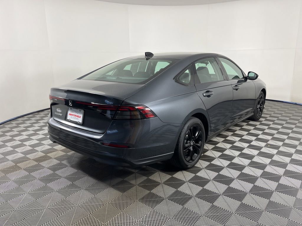 Used 2025 Honda Accord SE image 5