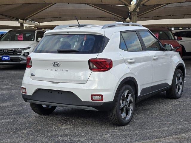 New 2026 Hyundai Venue SEL FWD image 4