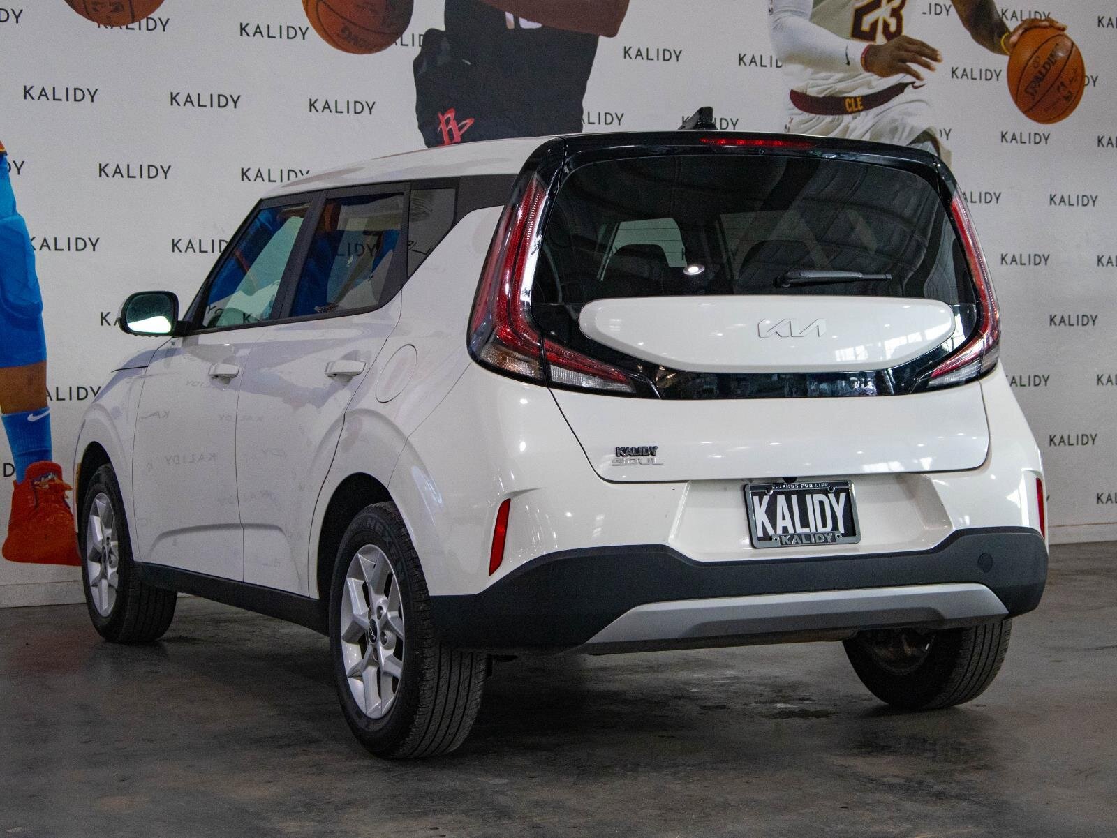 Used 2024 Kia Soul LX w/ Option Group 015 image 21