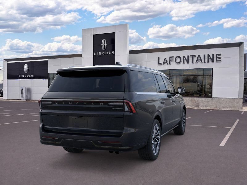New 2026 Lincoln Navigator L Black Label AWD/4WD image 8