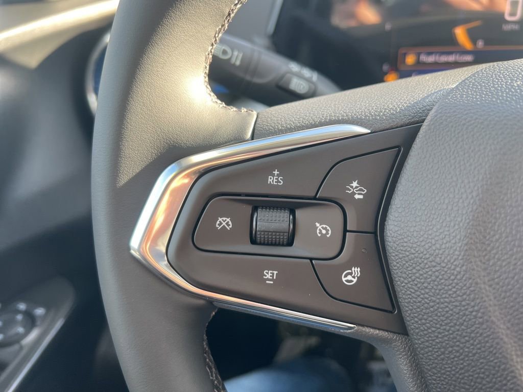 New 2026 Chevrolet Trax LT w/ Sunroof Package image 16