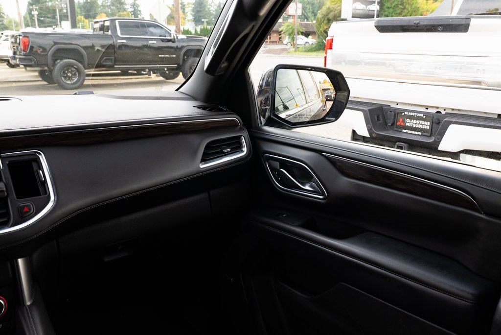 Used 2021 Chevrolet Suburban LT image 9