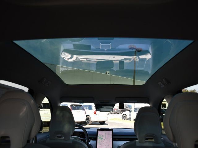 New 2025 Volvo EX90 Ultra w/ Protection Package Premier image 28