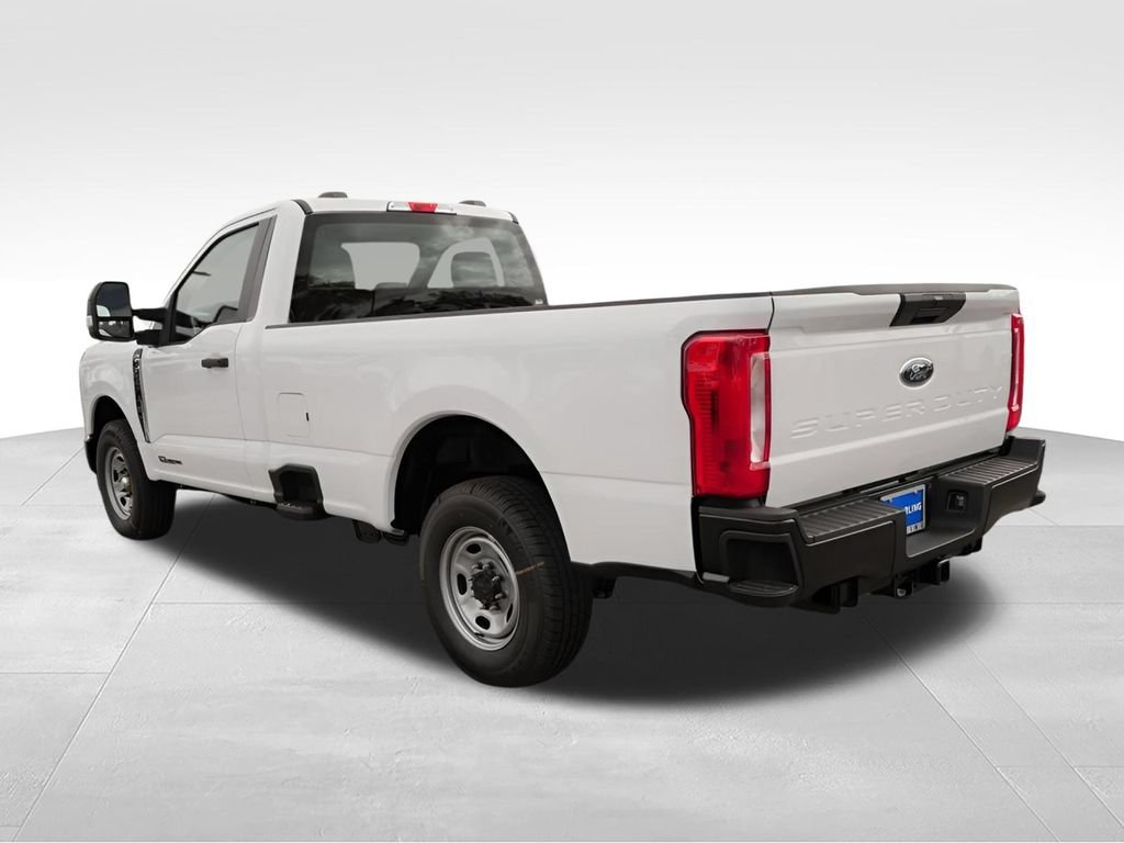 New 2025 Ford F250 XL w/ XL Driver Assist Package RWD image 2