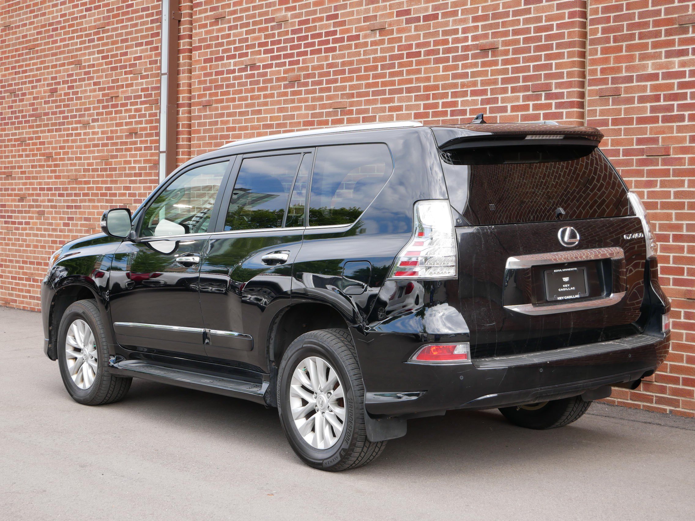 Used 2015 Lexus GX 460 w/ Premium Package AWD/4WD image 3