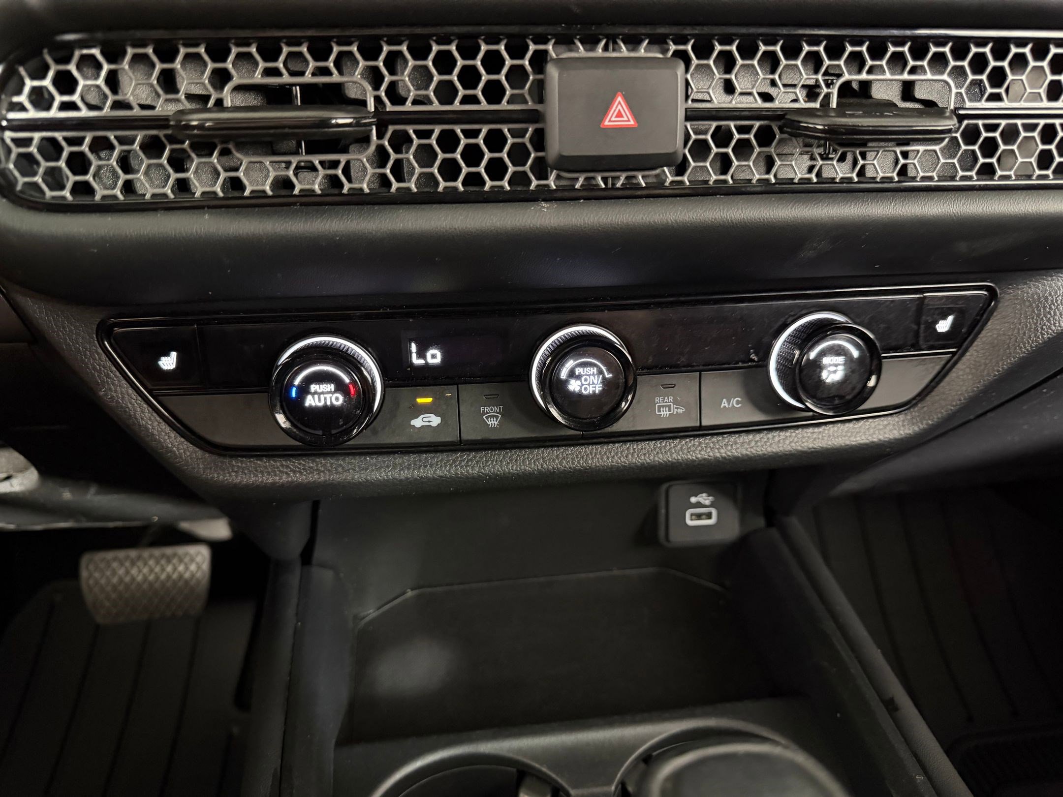Certified 2025 Honda HR-V Sport image 23