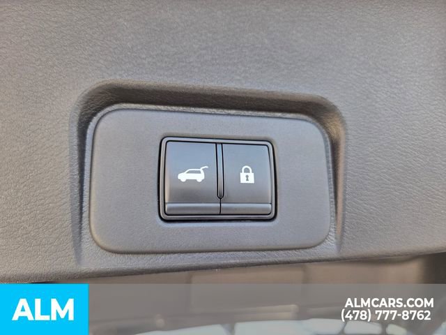 Used 2025 Nissan Rogue SV image 11