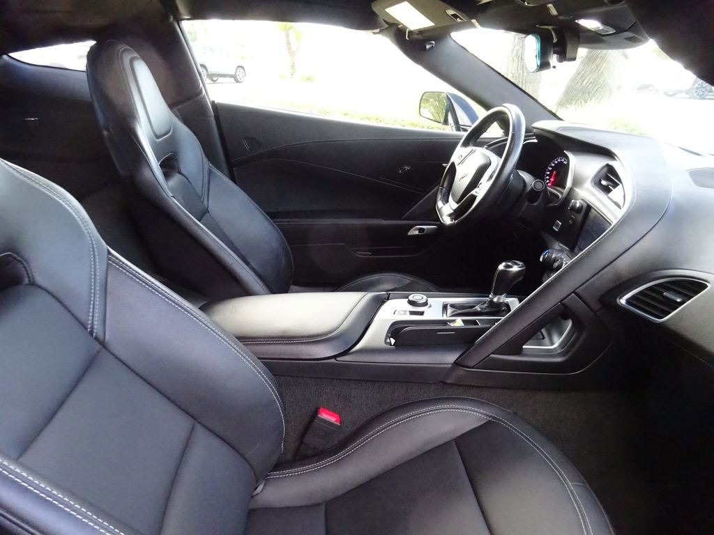 Used 2019 Chevrolet Corvette Stingray Coupe w/ Battery Protection Package image 18