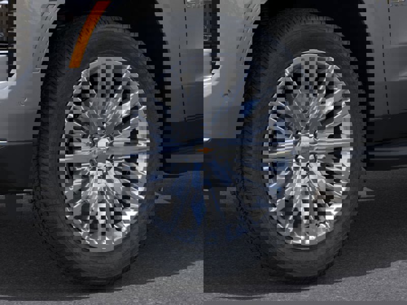 New 2026 Chevrolet Suburban LT image 44