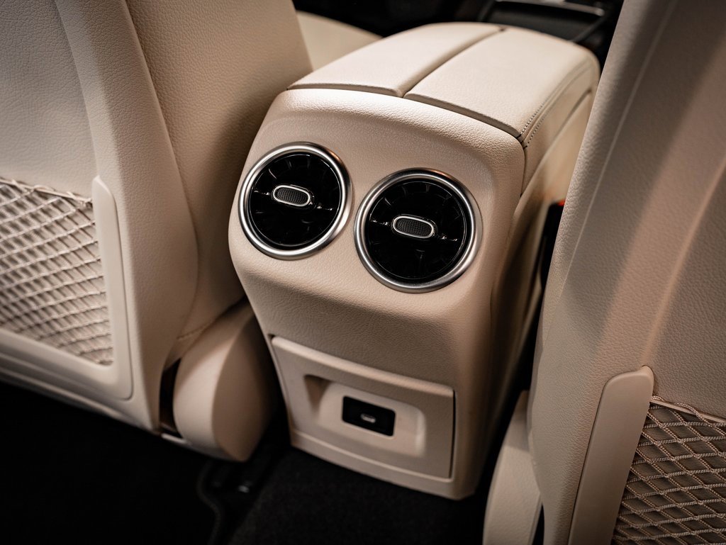 Certified 2025 Mercedes-Benz CLA 250 4MATIC image 34