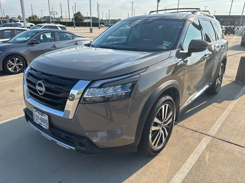 Certified 2024 Nissan Pathfinder Platinum