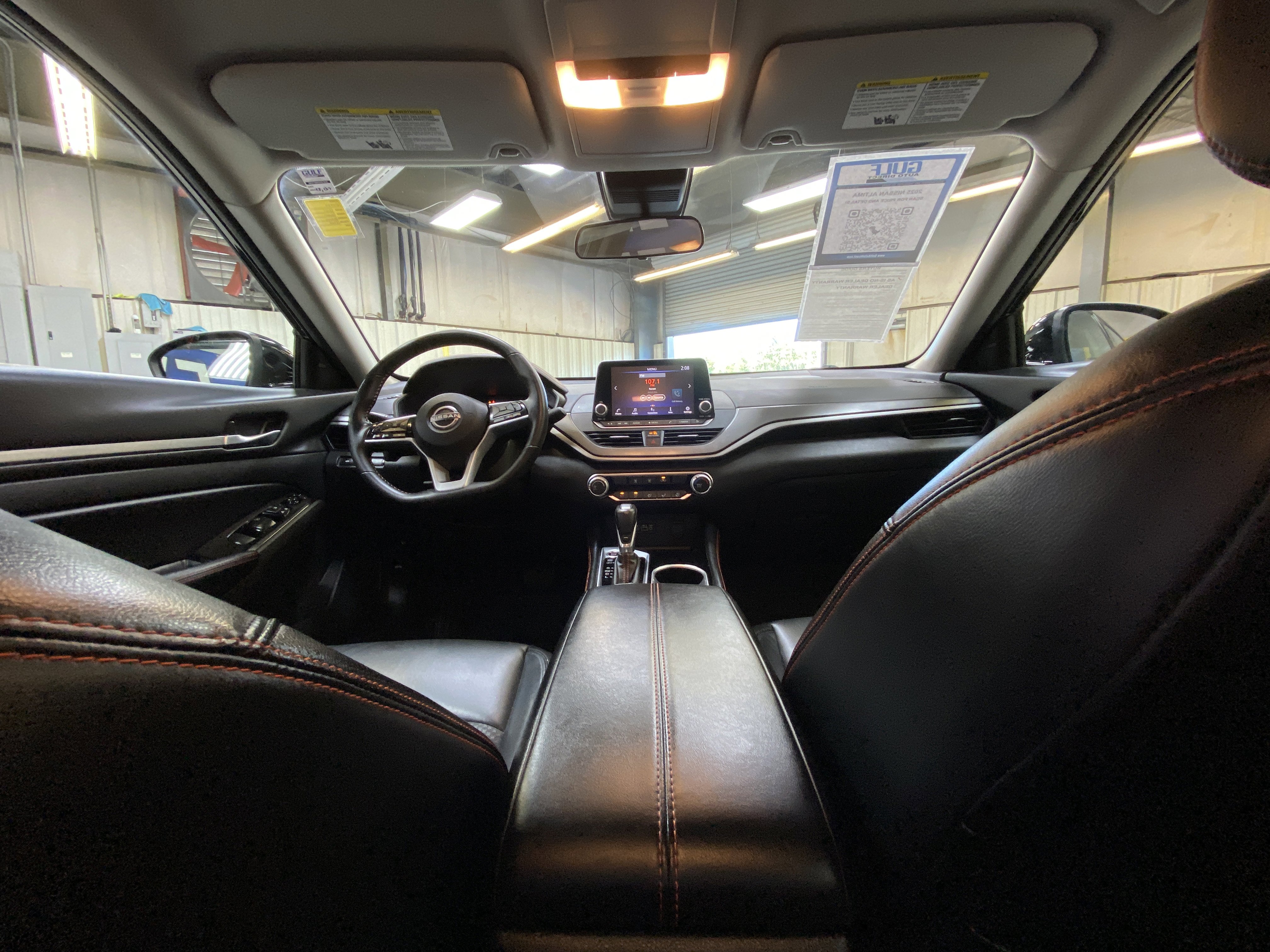 Used 2025 Nissan Altima 2.5 SR image 19