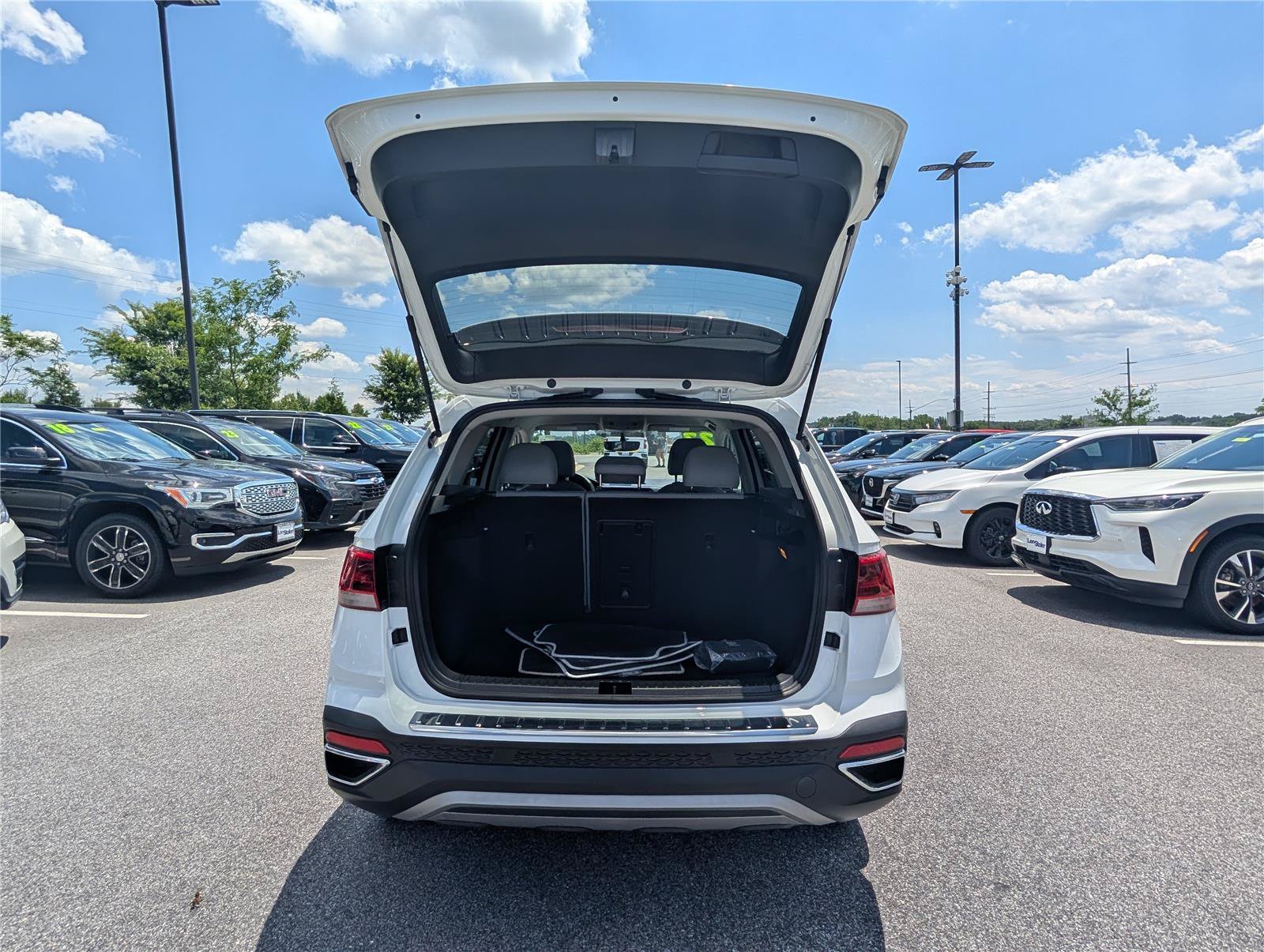 Used 2022 Volkswagen Taos SE AWD/4WD image 14