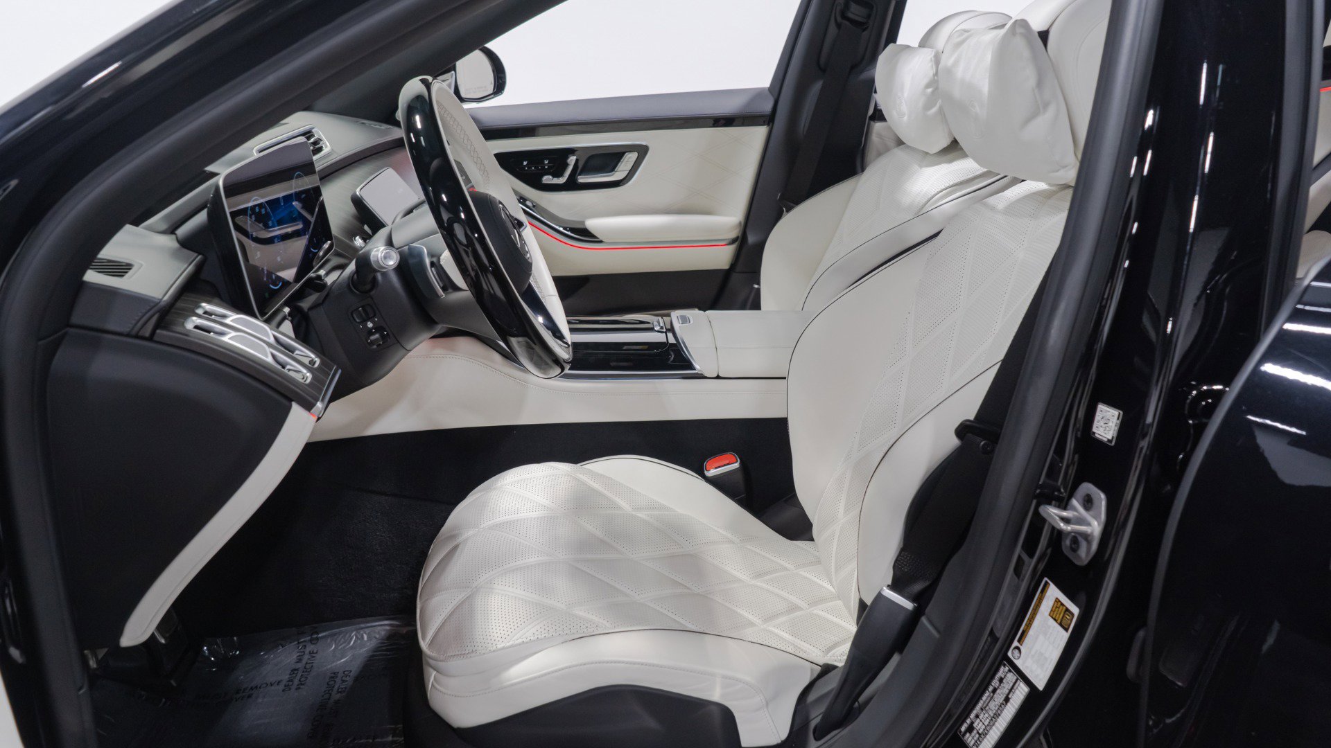 Used 2024 Mercedes-Benz Maybach S 680 4MATIC image 37