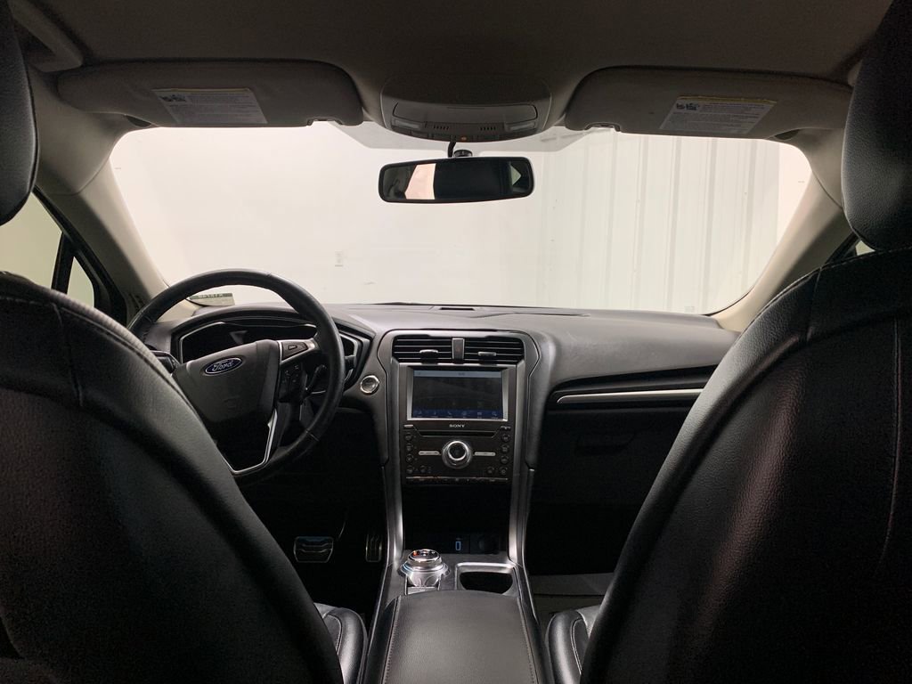 Used 2017 Ford Fusion Titanium image 18