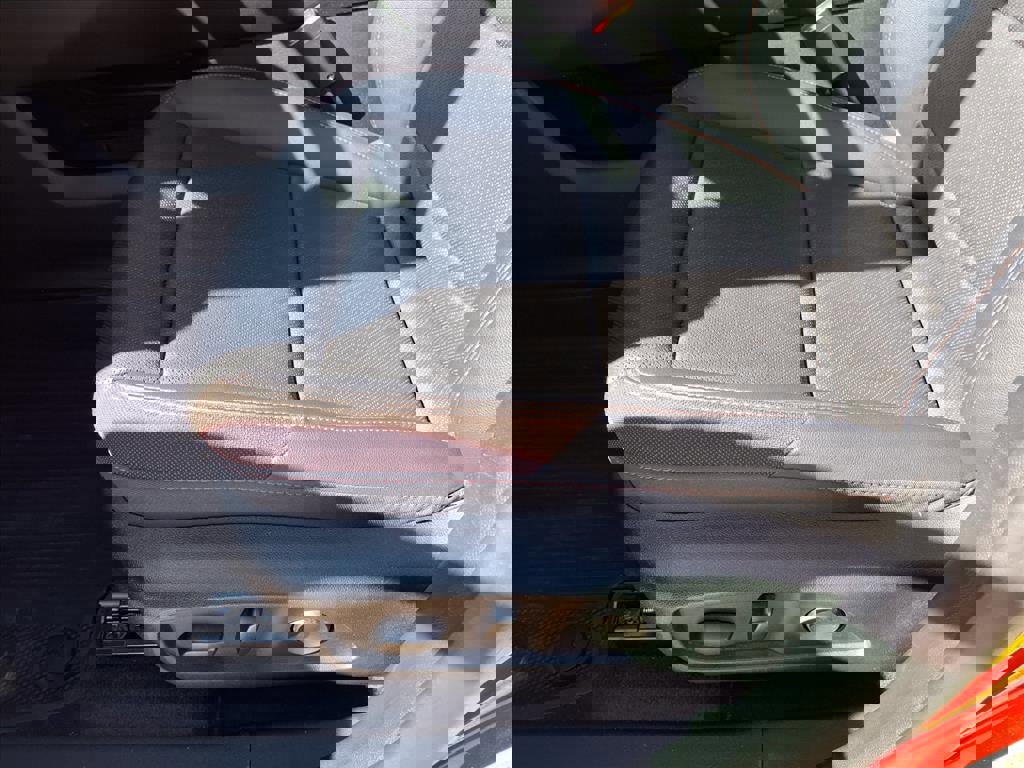 Used 2025 Chevrolet Equinox RS w/ Safety and Technology Package image 25